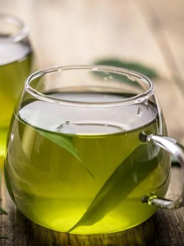 ग्रीन टी पीने के 10 फायदे – 10 benefits of drinking green tea