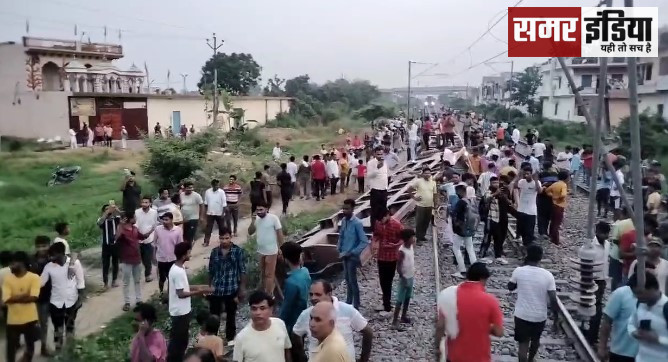 amroha train accident:यूपी में फिर रेल हादसा: अमरोहा में मालगाड़ी पलटी, 10 डिब्बे बेपटरी,मुरादाबाद से गाजियाबाद जा रही थी मालगाड़ी