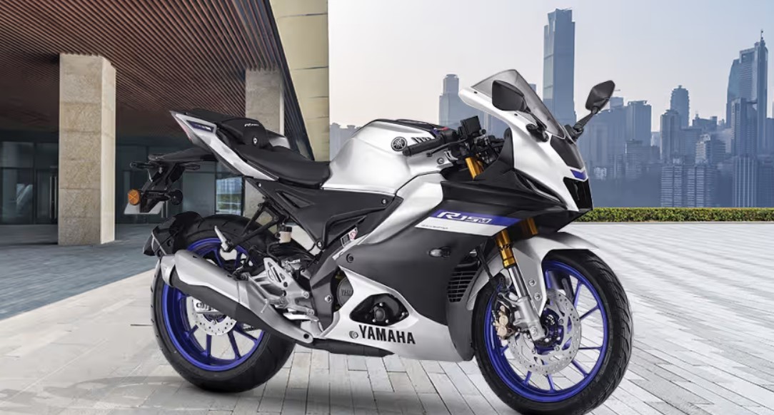 Yamaha R15m