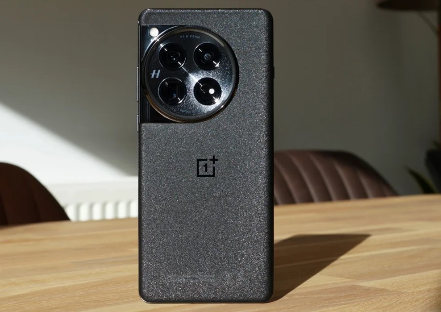 OnePlus 12