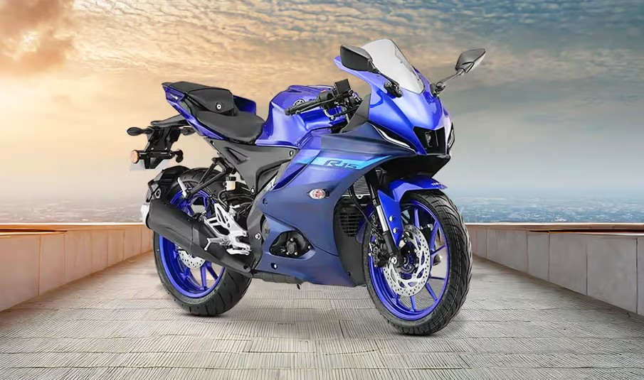 Yamaha R15 V4